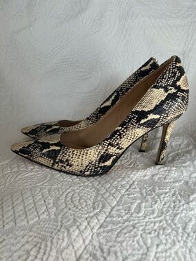 🤎 Sam Edelman Leather Hazel Black White Snakeskin Print Pumps 4 Inch Heels - 9